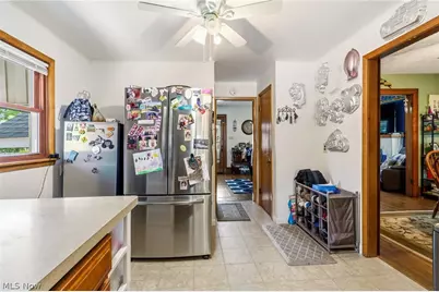 915 Clarendon Avenue NW, Canton, OH 44708 - Photo 13