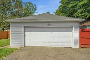 915 Clarendon Ave NW, Canton, OH 44708 - Photo 23