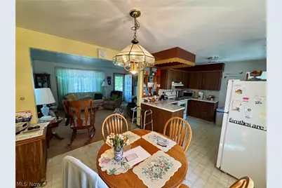 358 Hedges Street, Hopedale, OH 43976 - Photo 5