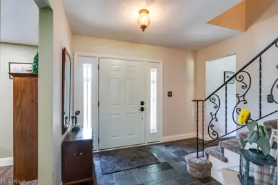 339 S Park Drive, Aurora, OH 44202 - Photo 3