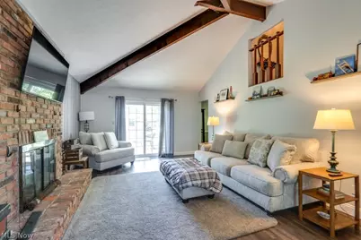339 S Park Drive, Aurora, OH 44202 - Photo 5