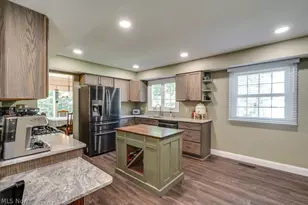 339 S Park Dr, Aurora, OH 44202 - Photo 13