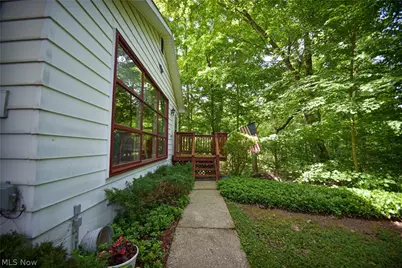 1683 Ridge Road, Hinckley, OH 44233 - Photo 3