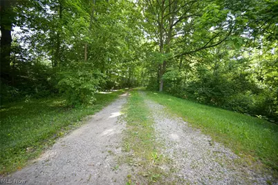 1683 Ridge Road, Hinckley, OH 44233 - Photo 41