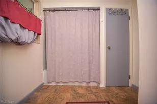 1683 Ridge Rd, Hinckley, OH 44233 - Photo 19