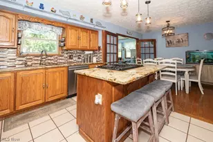 7308 Lake O'springs Ave NW, North Canton, OH 44720 - Photo 7