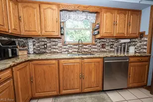 7308 Lake O'springs Ave NW, North Canton, OH 44720 - Photo 13