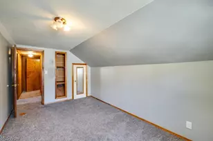 251 E 286th St, Willowick, OH 44095 - Photo 25