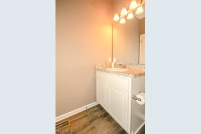 9072 Devonshire Drive, Olmsted Falls, OH 44138 - Photo 17
