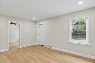 617 E 118th St, Loveland, OH 44108 - Photo 5