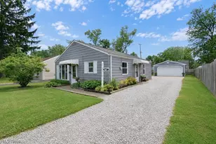 4738 Belle Meadow Rd, Mentor, OH 44060 - Photo 3
