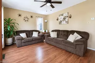 4738 Belle Meadow Rd, Mentor, OH 44060 - Photo 5