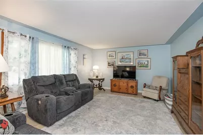173 Terra Lane, Amherst, OH 44001 - Photo 5