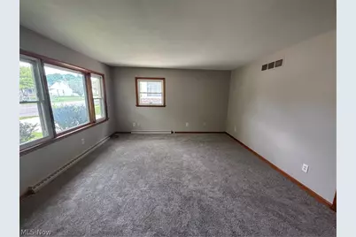 1274 Eastwood Avenue, Akron, OH 44305 - Photo 5