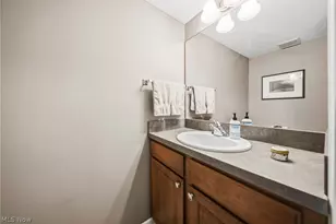 988 Tradewinds Cove, Painesville, OH 44077 - Photo 15