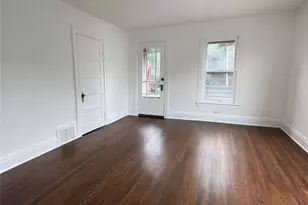 426 E 160th St, Loveland, OH 44110 - Photo 3