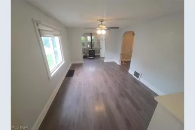 555 Wyandot Avenue, Akron, OH 44305 - Photo 9