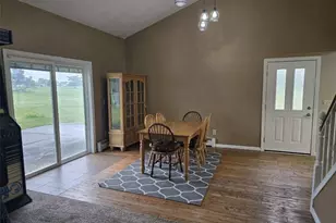 387 Stable Dr, LaGrange, OH 44050 - Photo 7
