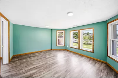 470 S Saint Clair Street, Painesville, OH 44077 - Photo 9