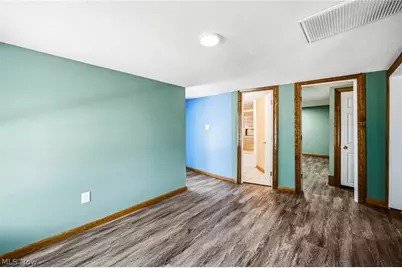 470 S Saint Clair Street, Painesville, OH 44077 - Photo 11