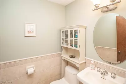 11507 Lela Avenue NW, Uniontown, OH 44685 - Photo 23