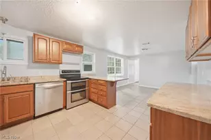 9505 Nita Ln, Streetsboro, OH 44241 - Photo 3