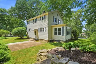 256 Uhl Dr, Akron, OH 44319 - Photo 5