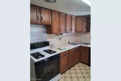 481 Shupe Avenue, Amherst, OH 44001 - Photo 7
