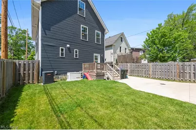 1315 Donald Avenue, Oakwood, OH 44107 - Photo 35