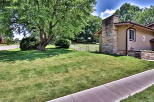 1601 Marion Dr, Coshocton, OH 43812 - Photo 5