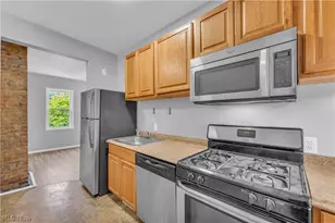 1873 W 47th St, Loveland, OH 44102 - Photo 13