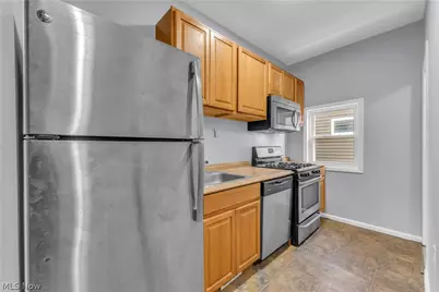 1873 W 47th Street #2/UP, Loveland, OH 44102 - Photo 11