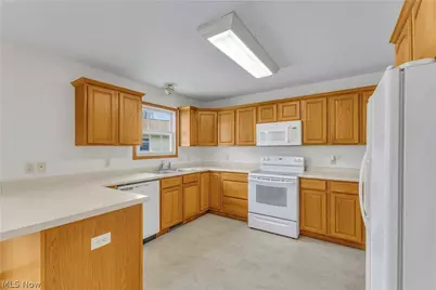 2122 Normandy Drive, Wooster, OH 44691 - Photo 9