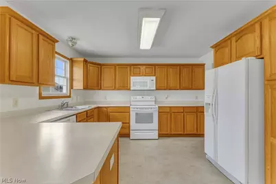 2122 Normandy Drive, Wooster, OH 44691 - Photo 7