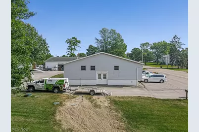 13390 Ravenna Avenue NE, Hartville, OH 44632 - Photo 7