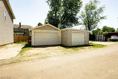 1209 Roslyn Avenue SW, Canton, OH 44710 - Photo 35