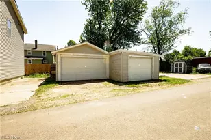 1209 Roslyn Ave SW, Canton, OH 44710 - Photo 35