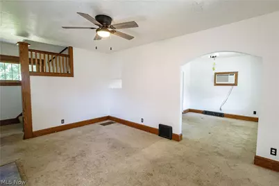1209 Roslyn Avenue SW, Canton, OH 44710 - Photo 17