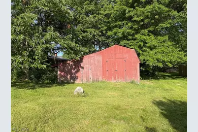 853 Swartz Road, Akron, OH 44319 - Photo 9