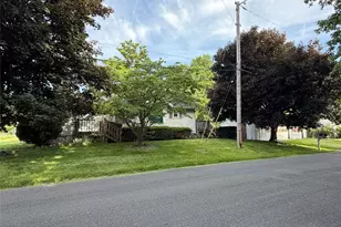 853 Swartz Rd, Akron, OH 44319 - Photo 13