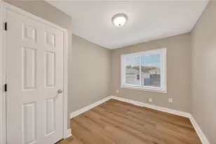 1020 Dawnwood Dr, Parma, OH 44134 - Photo 9
