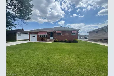 7287 Maplewood Road, Parma, OH 44130 - Photo 1