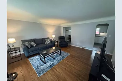 7287 Maplewood Road, Parma, OH 44130 - Photo 3
