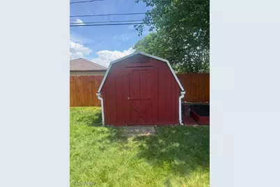 7287 Maplewood Road, Parma, OH 44130 - Photo 35