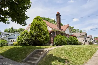 939 Lovers Lane, Akron, OH 44306 - Photo 1