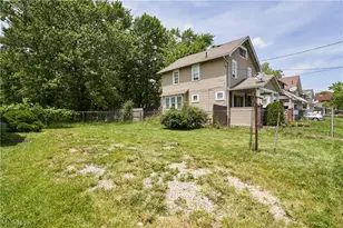 939 Lovers Ln, Akron, OH 44306 - Photo 19