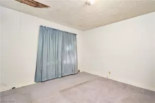 939 Lovers Ln, Akron, OH 44306 - Photo 11