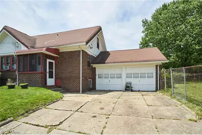 939 Lovers Lane, Akron, OH 44306 - Photo 3
