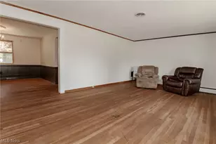 10051 Chardon Rd, Chardon, OH 44024 - Photo 9