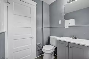 1641 E 70th St, Loveland, OH 44103 - Photo 35